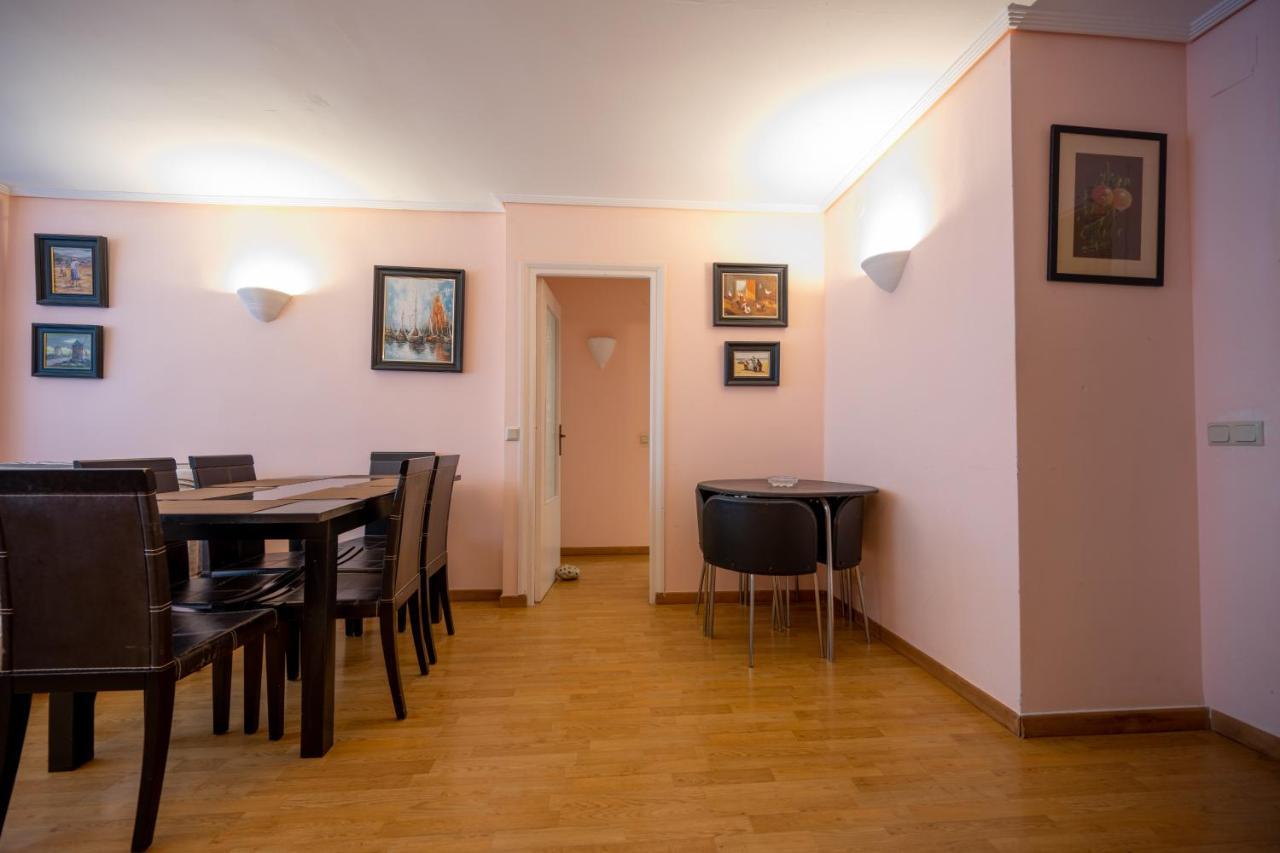 Beautiful Parque Loix 4 Bedroom Apartment Shared Pool, Tennis Court Бенідорм Екстер'єр фото