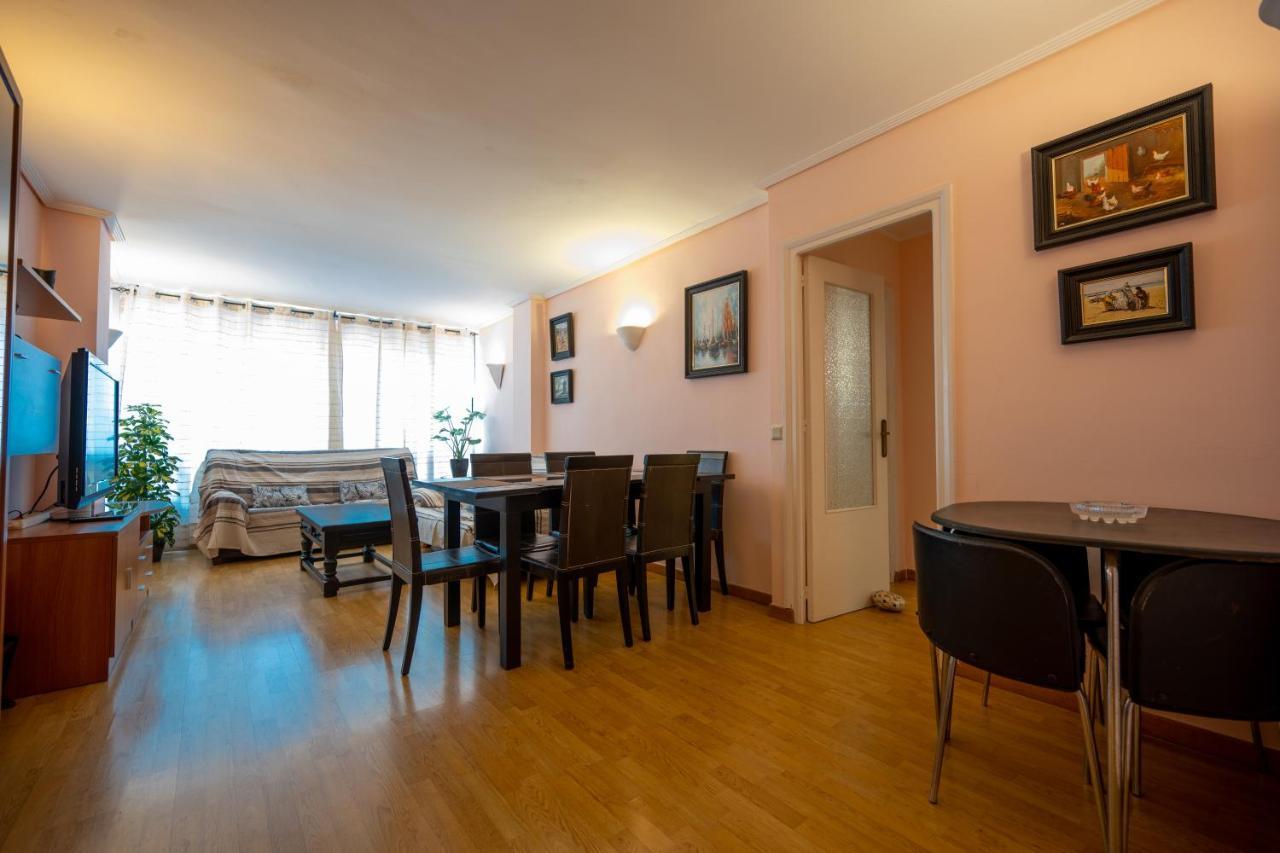 Beautiful Parque Loix 4 Bedroom Apartment Shared Pool, Tennis Court Бенідорм Екстер'єр фото