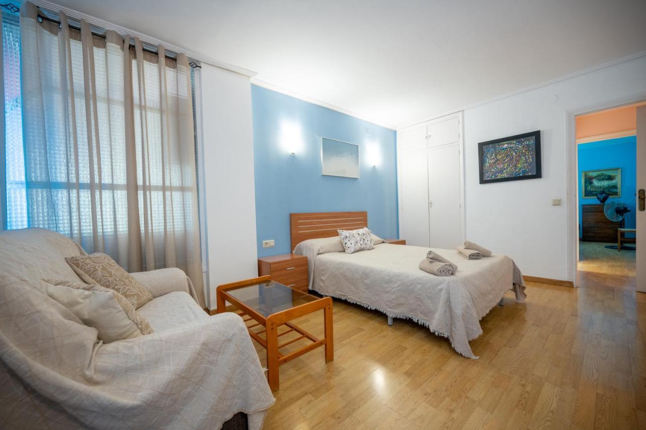 Beautiful Parque Loix 4 Bedroom Apartment Shared Pool, Tennis Court Бенідорм Екстер'єр фото