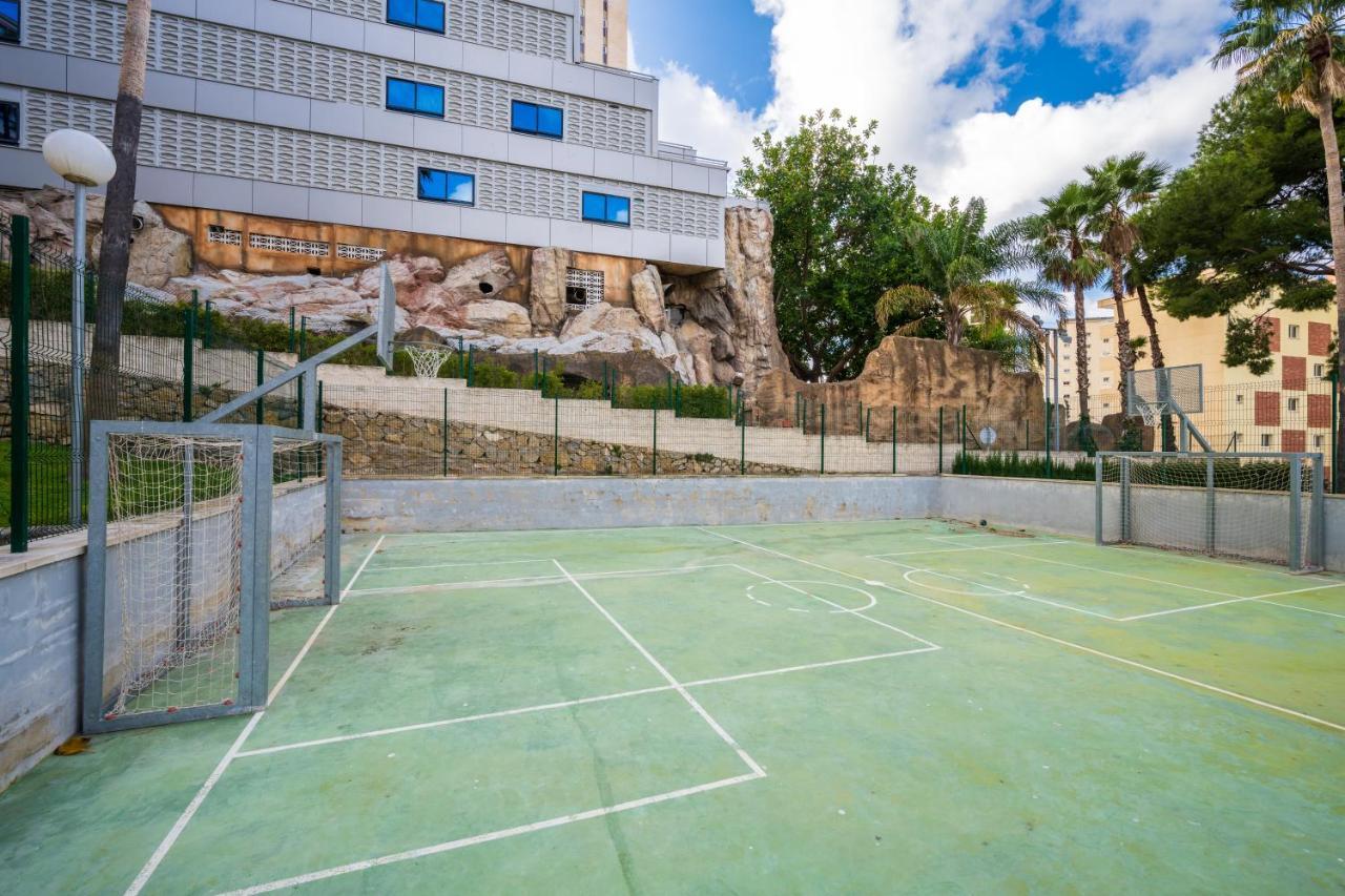 Beautiful Parque Loix 4 Bedroom Apartment Shared Pool, Tennis Court Бенідорм Екстер'єр фото